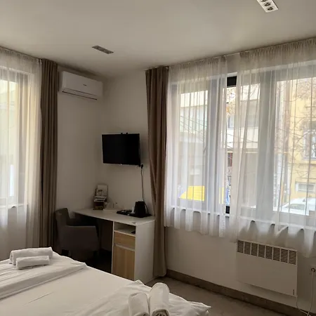 Deluxe Nortel Hotell SJJ