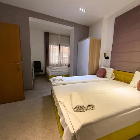Deluxe Nortel Hotell